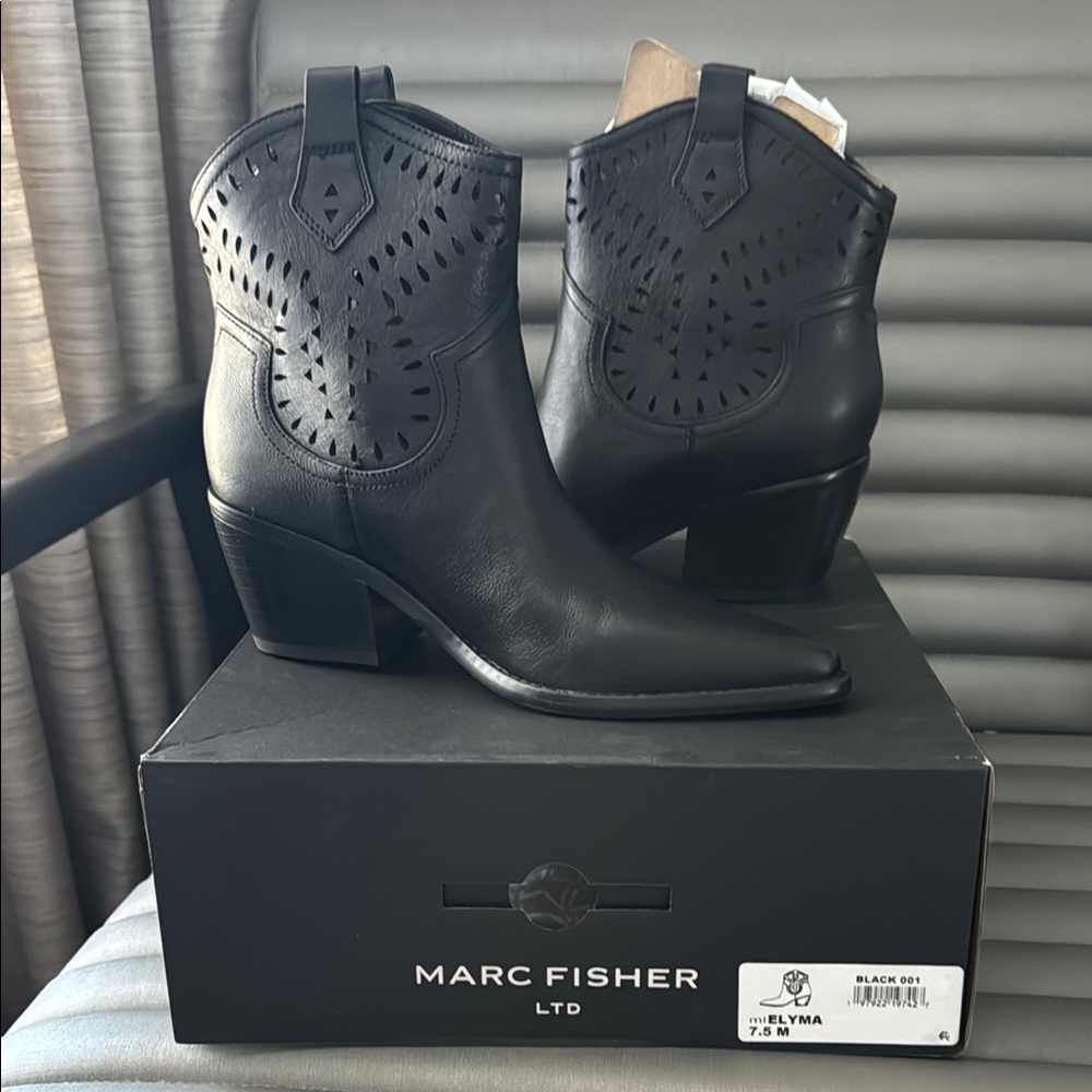 Marc Fisher Black women’s  Western Boots